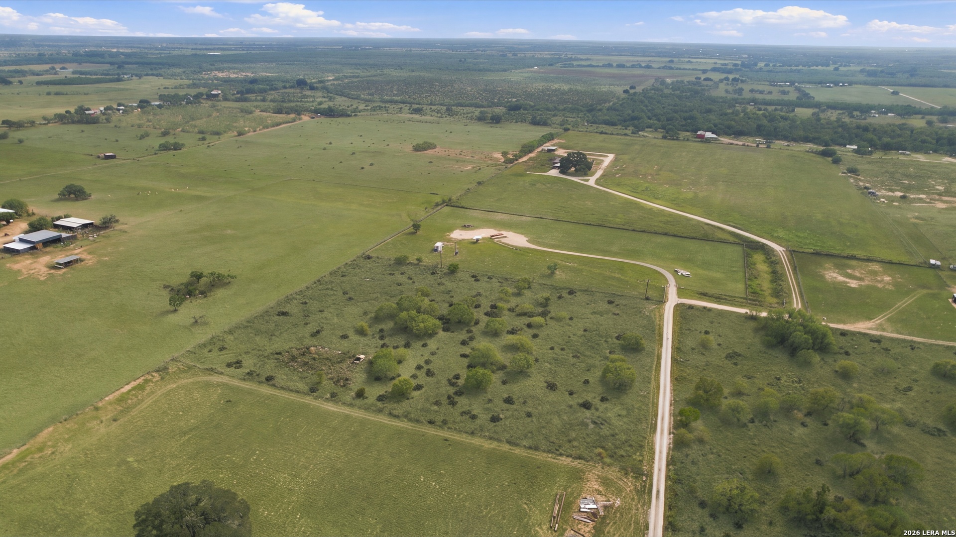 1719 Fm 2504, Poteet, TX 78065