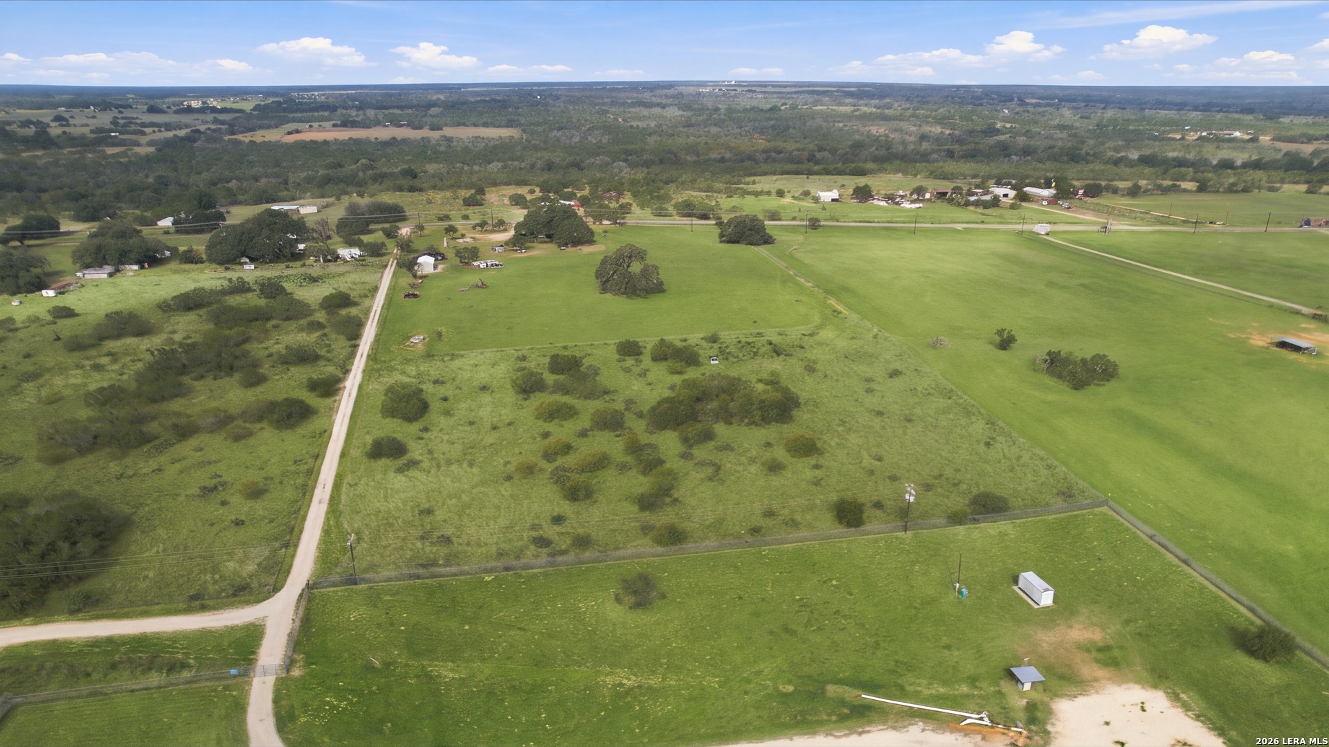 1719 Fm 2504, Poteet, TX 78065