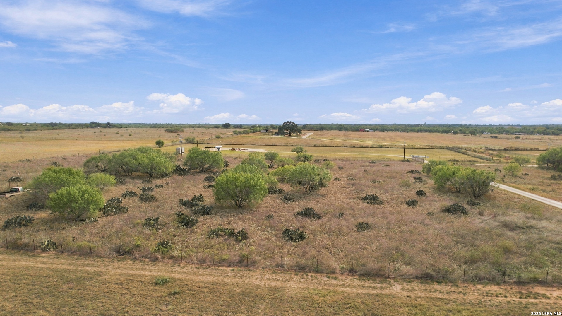 1719 Fm 2504, Poteet, TX 78065
