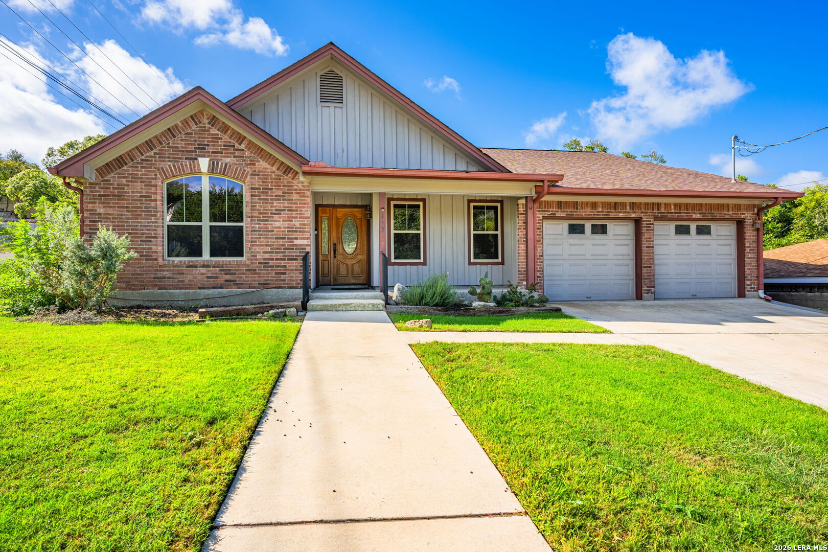 1107 MARY FRANCES DR, Kerrville, TX 78028