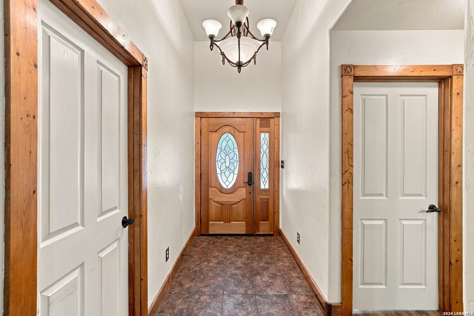 1107 MARY FRANCES DR, Kerrville, TX 78028