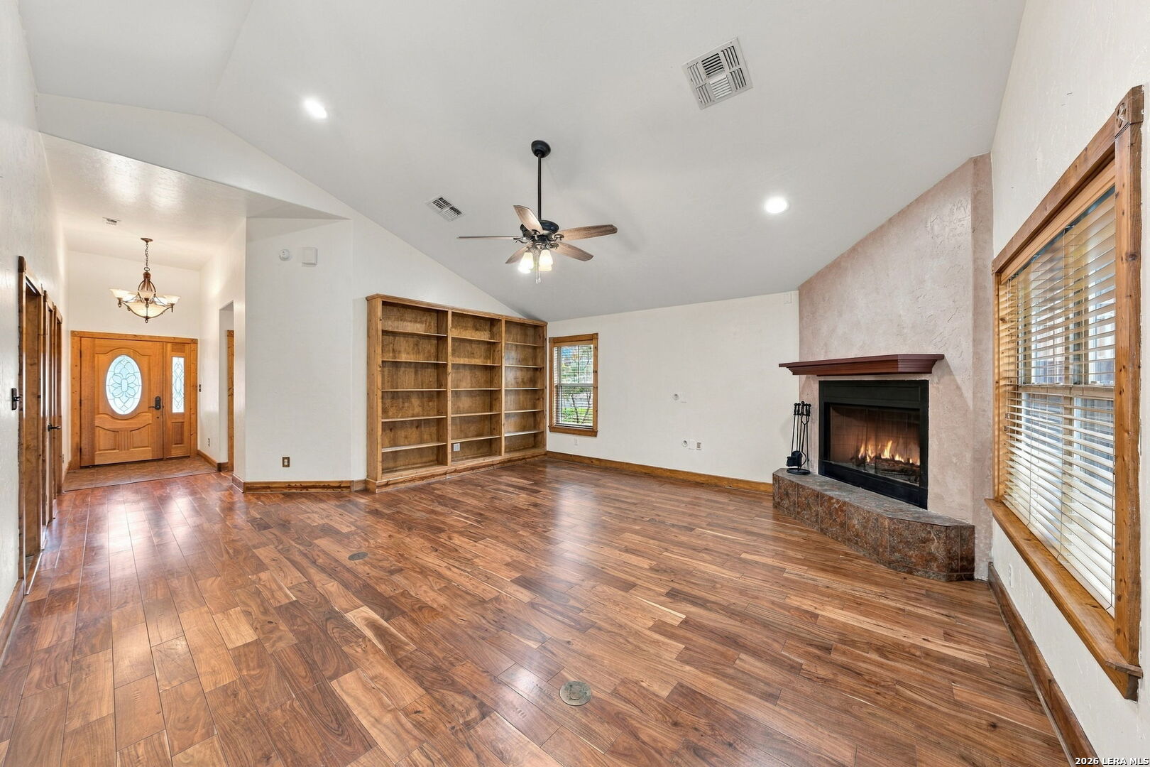 1107 MARY FRANCES DR, Kerrville, TX 78028