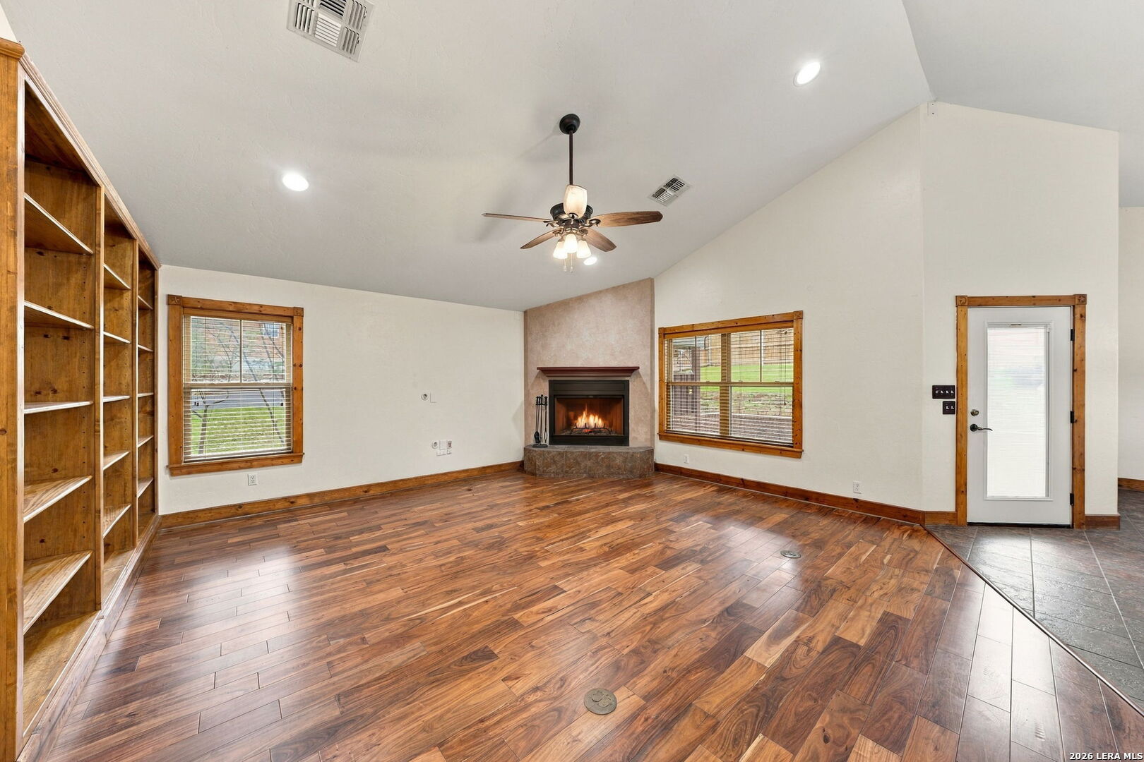 1107 MARY FRANCES DR, Kerrville, TX 78028
