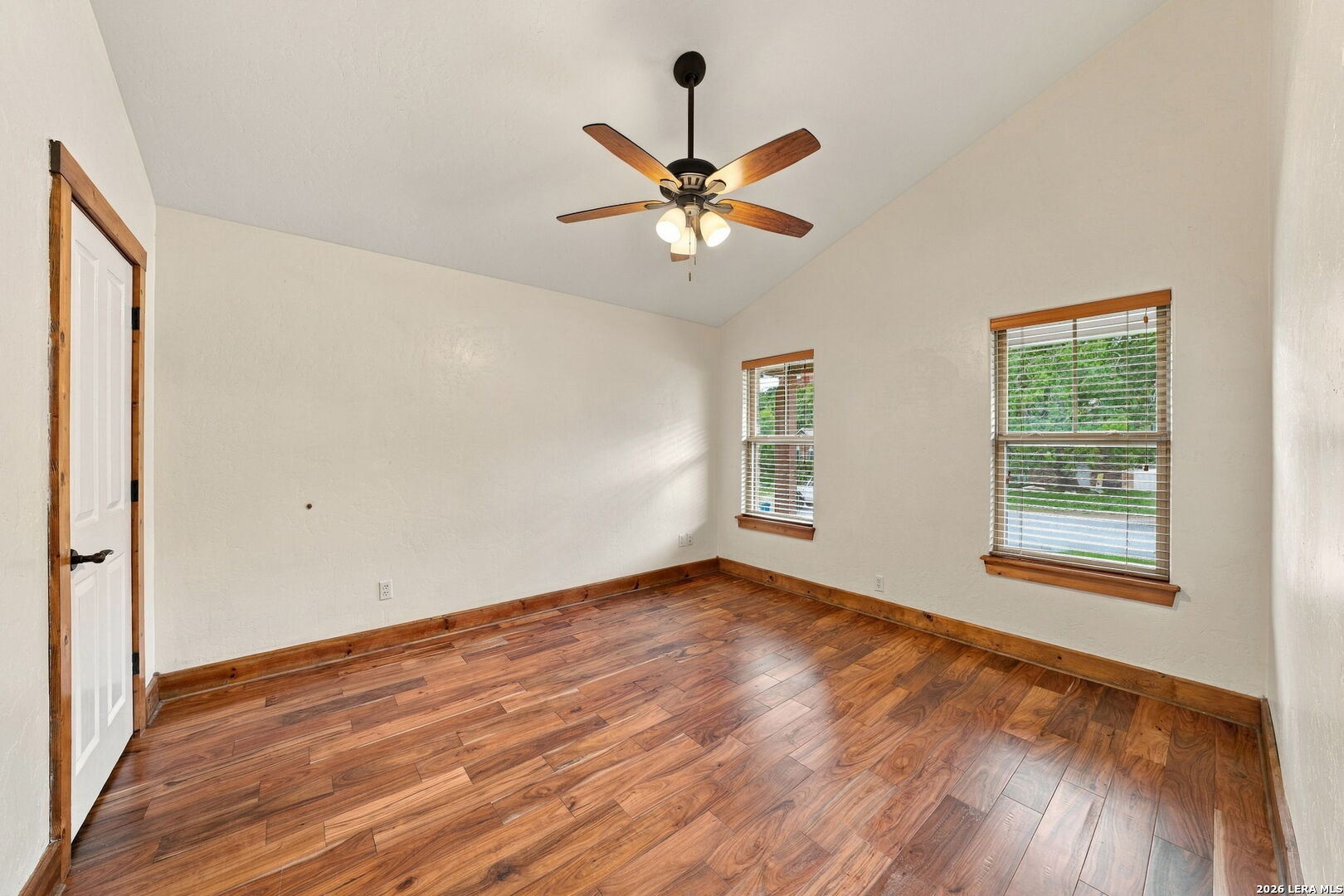 1107 MARY FRANCES DR, Kerrville, TX 78028