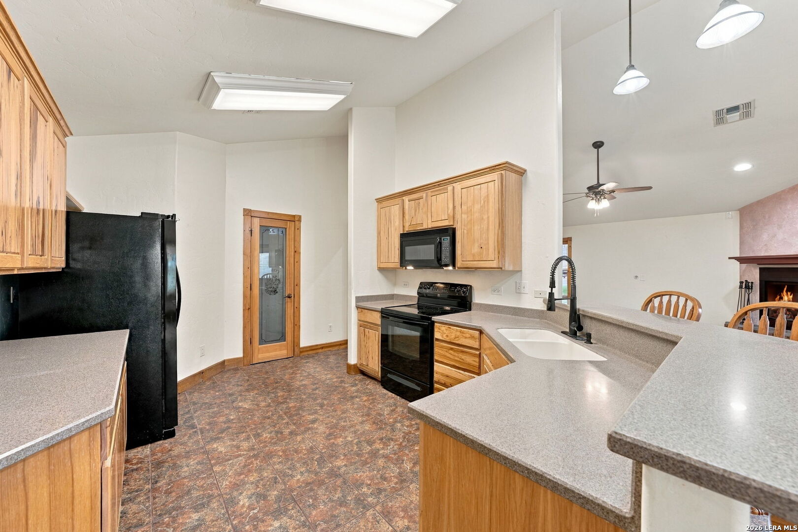 1107 MARY FRANCES DR, Kerrville, TX 78028