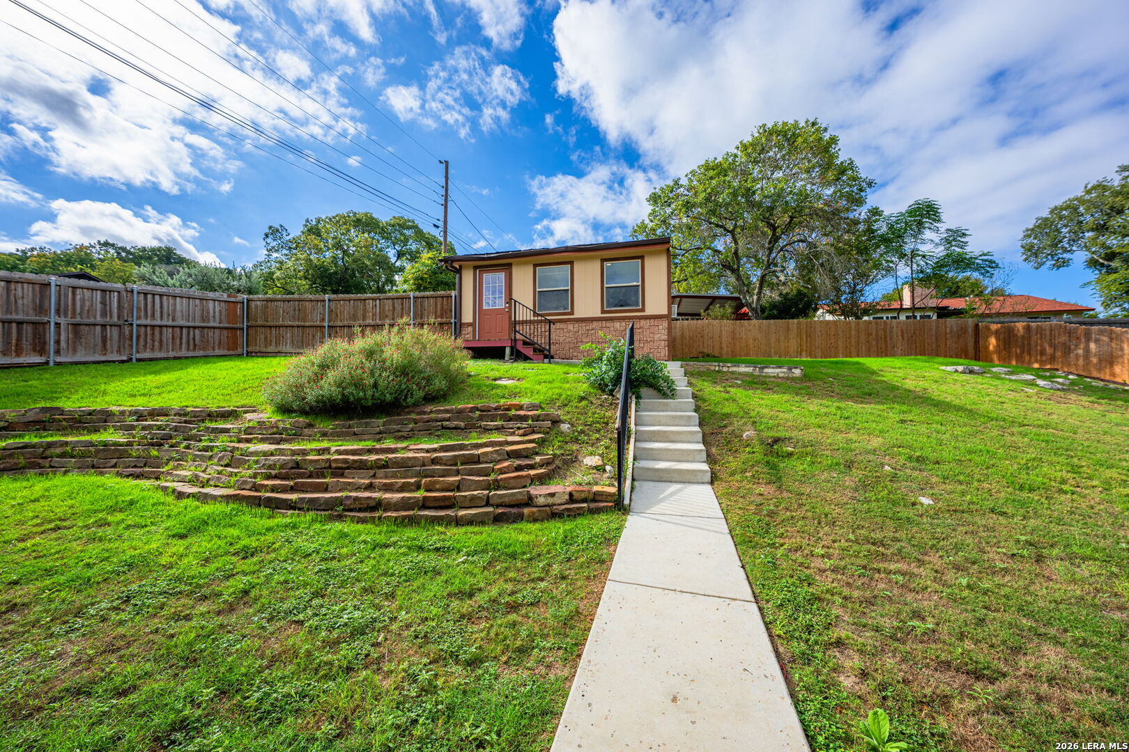 1107 MARY FRANCES DR, Kerrville, TX 78028