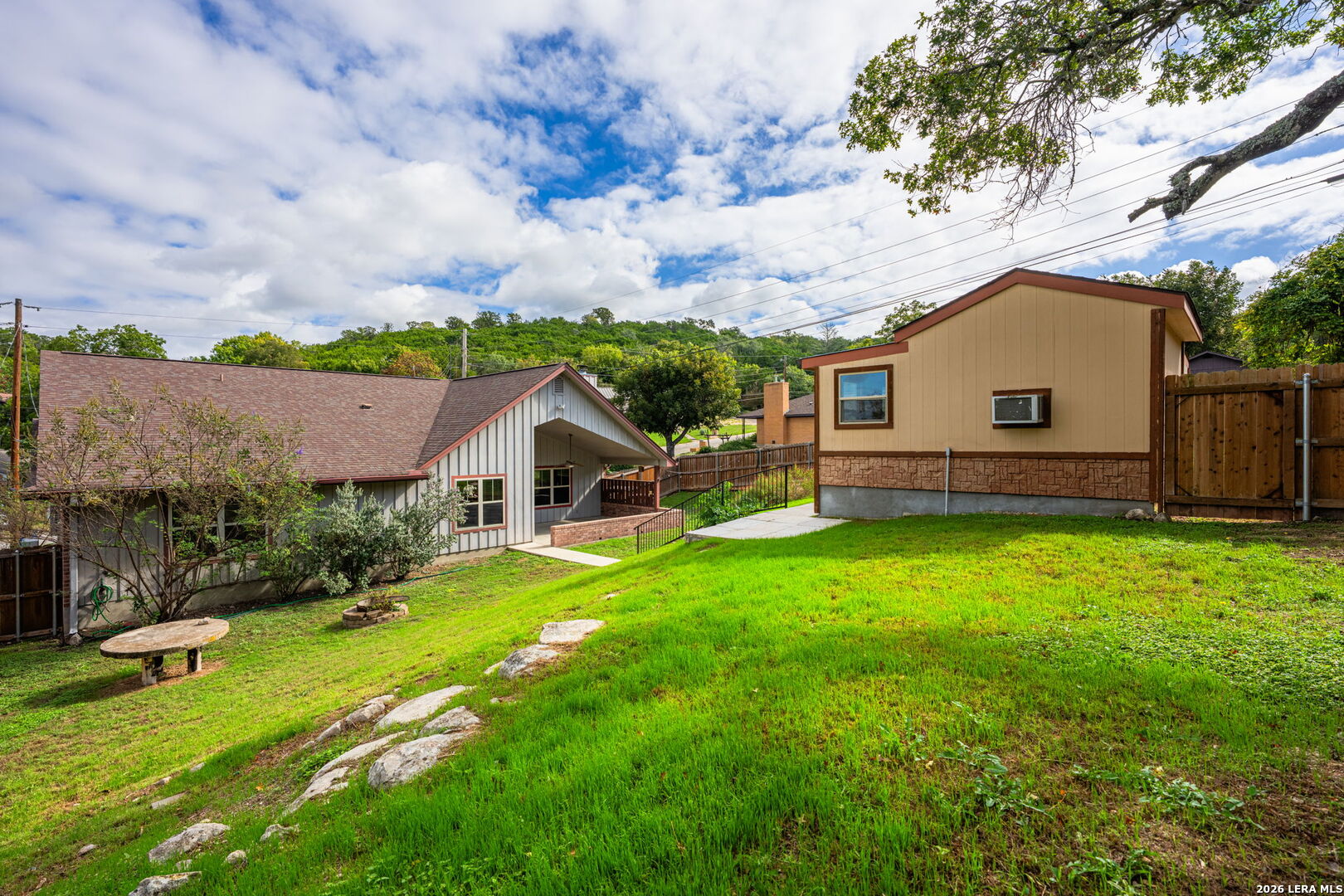 1107 MARY FRANCES DR, Kerrville, TX 78028