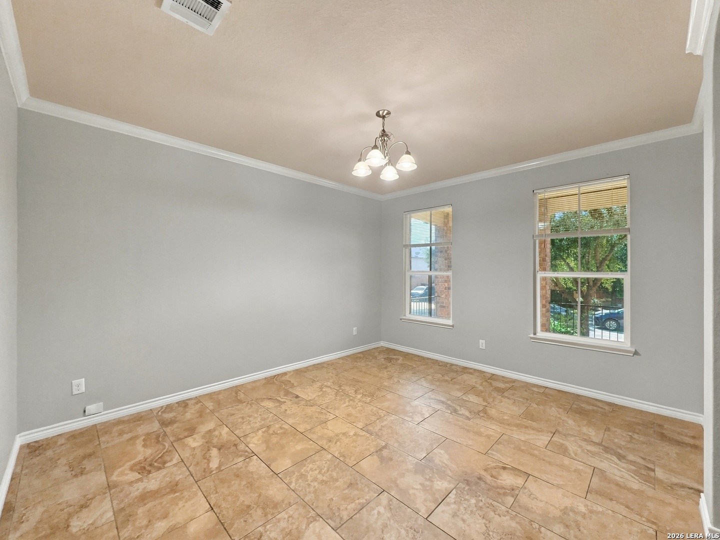 210 RALEIGH DR, Cibolo, TX 78108