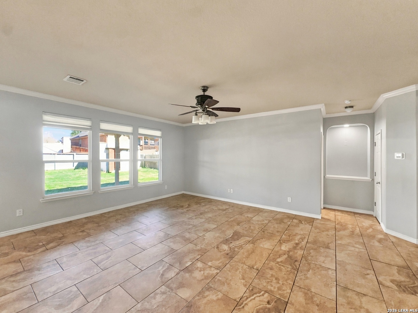 210 RALEIGH DR, Cibolo, TX 78108