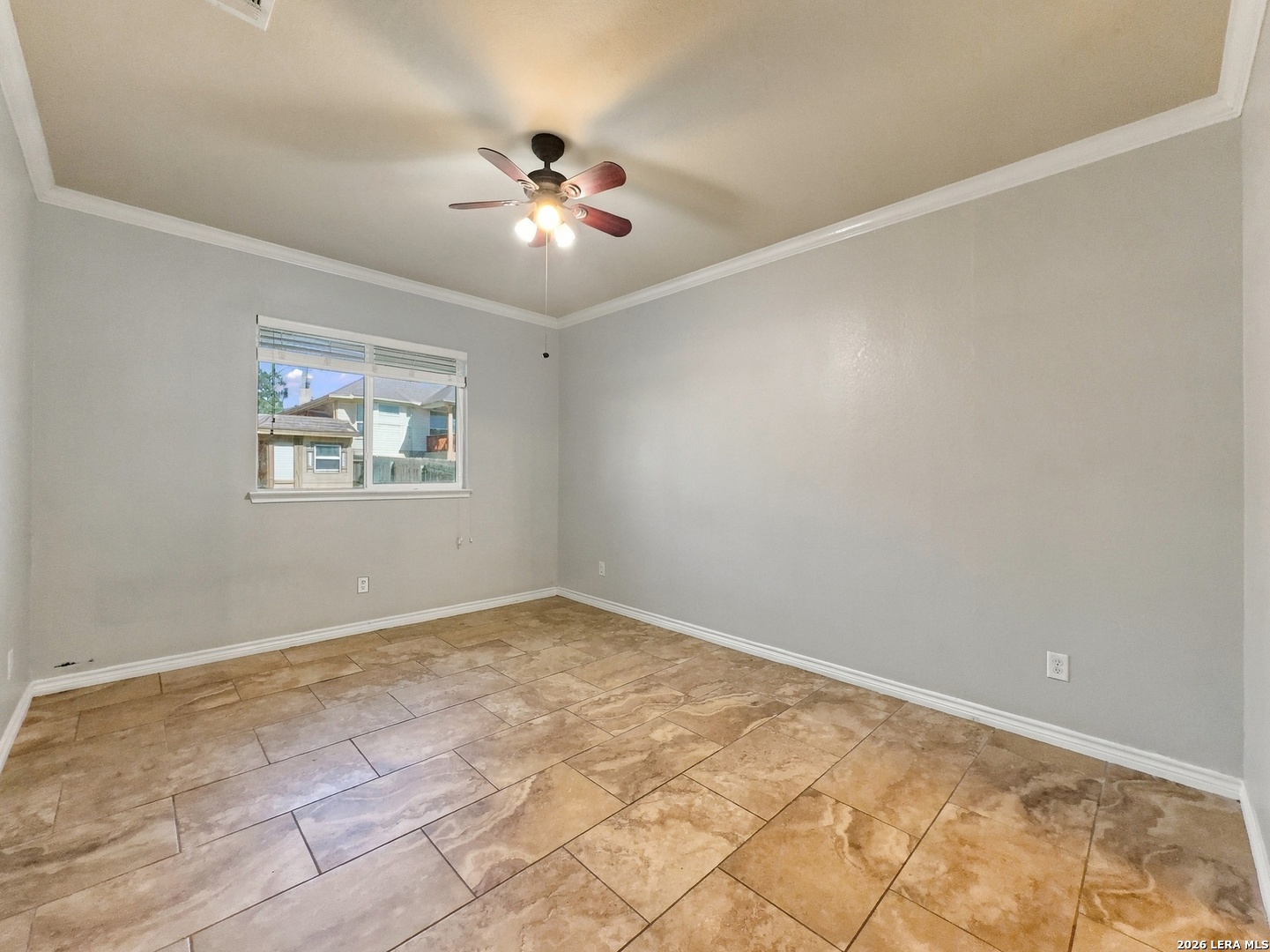 210 RALEIGH DR, Cibolo, TX 78108