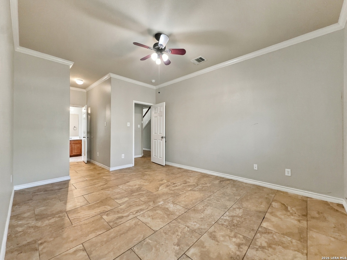 210 RALEIGH DR, Cibolo, TX 78108