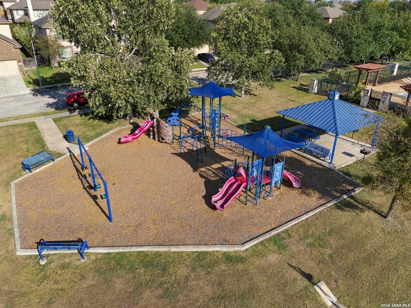 210 RALEIGH DR, Cibolo, TX 78108