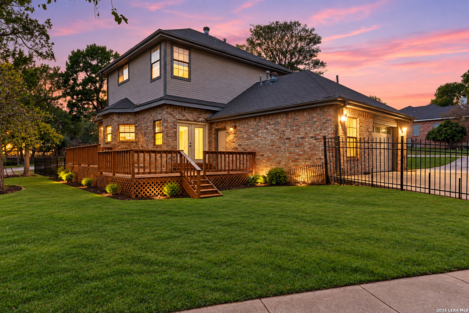886 MISSION HILLS DR, New Braunfels, TX 78130