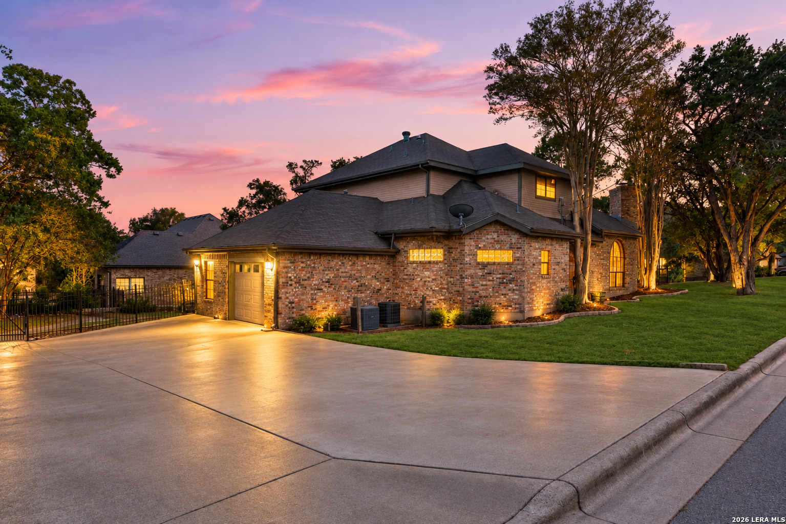 886 MISSION HILLS DR, New Braunfels, TX 78130