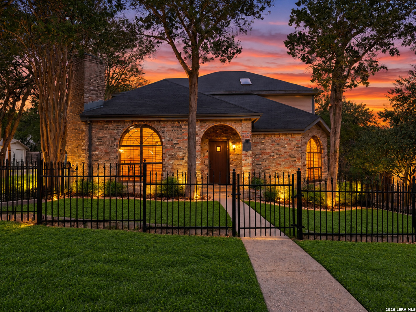 Property photo for 886 MISSION HILLS DR, New Braunfels, TX
