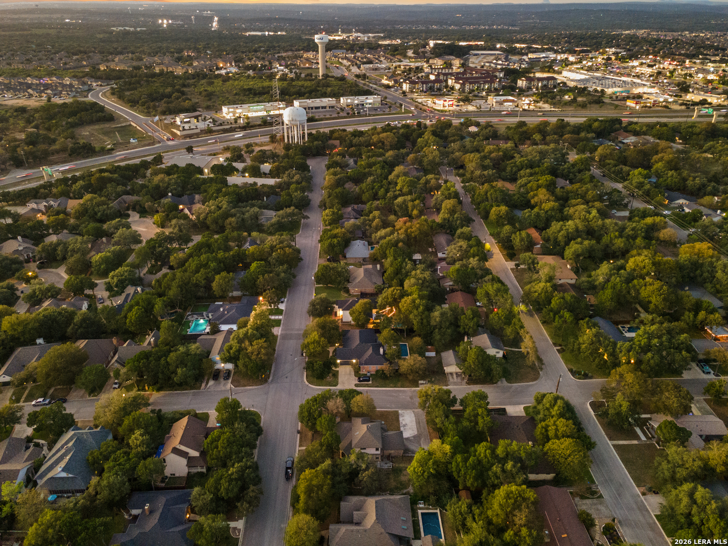 886 MISSION HILLS DR, New Braunfels, TX 78130