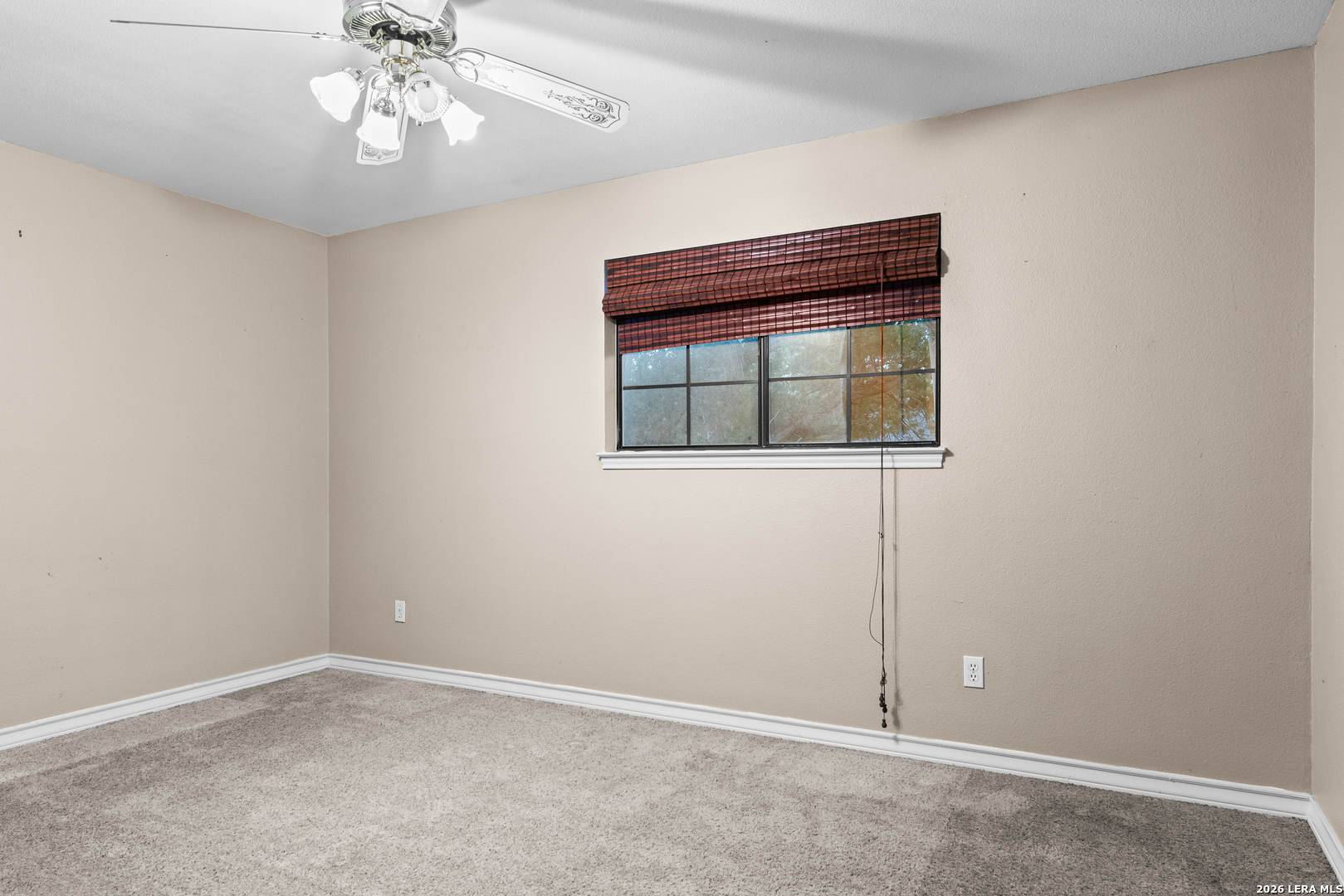 886 MISSION HILLS DR, New Braunfels, TX 78130