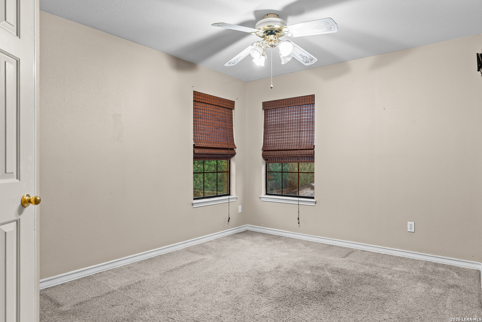 886 MISSION HILLS DR, New Braunfels, TX 78130