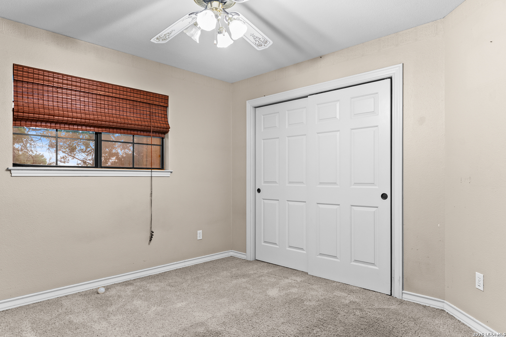 886 MISSION HILLS DR, New Braunfels, TX 78130