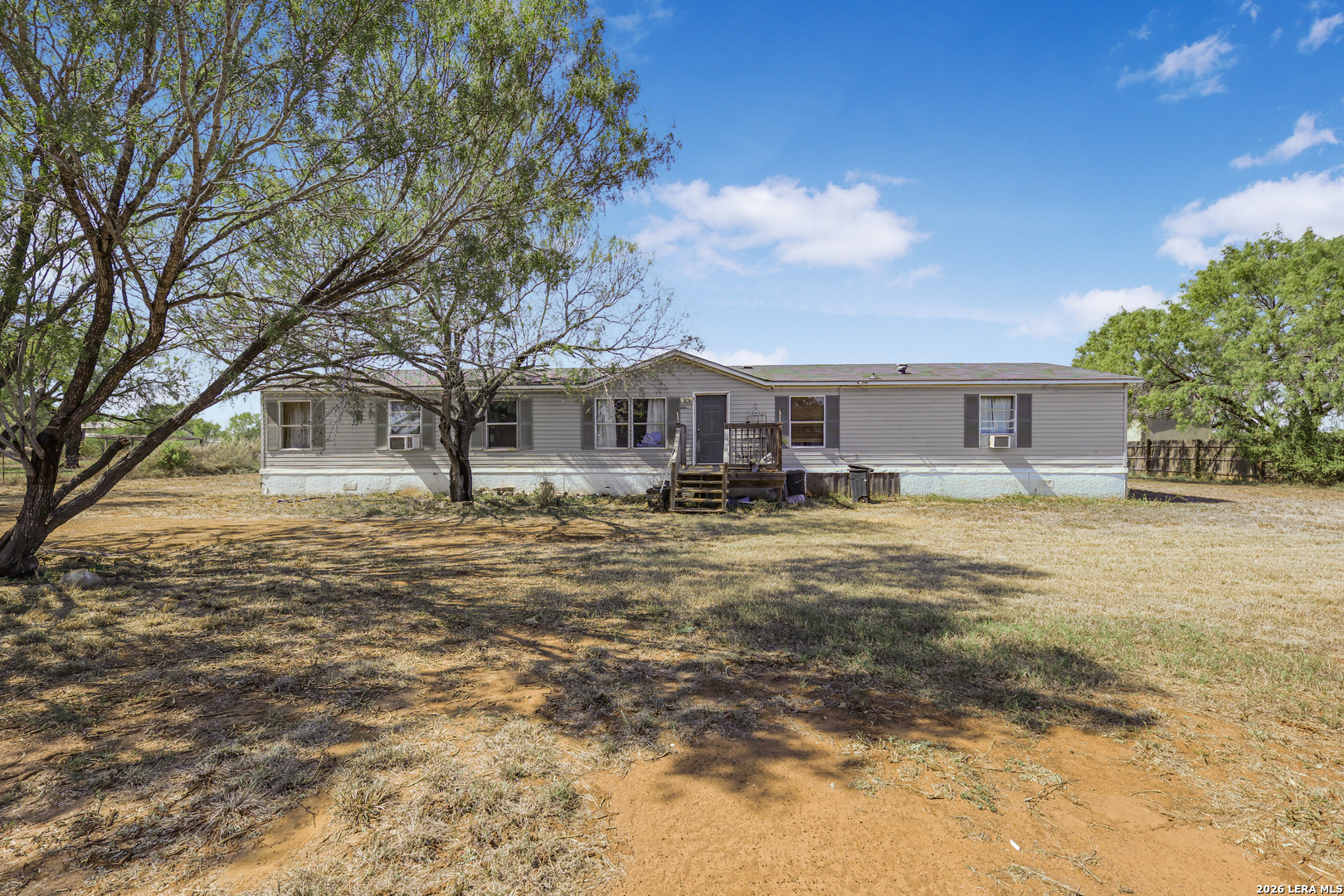 Property photo for 381 Bluefield, Pleasanton, TX