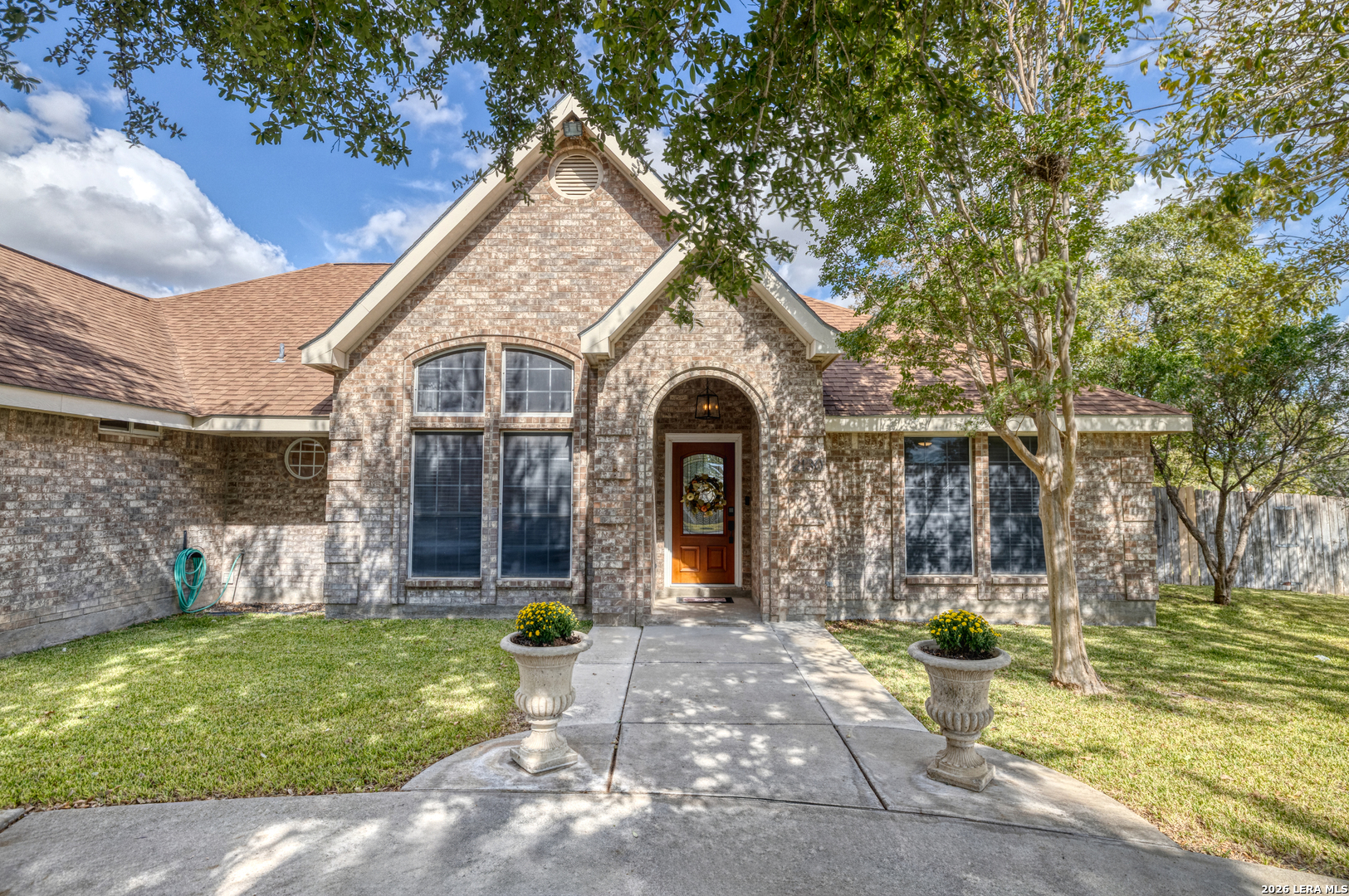2130 HACKBERRY DR, Uvalde, TX 78801