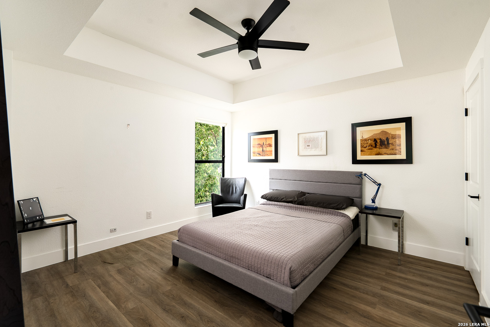 215 DOUGLAS WAY ST, San Antonio, TX 78210