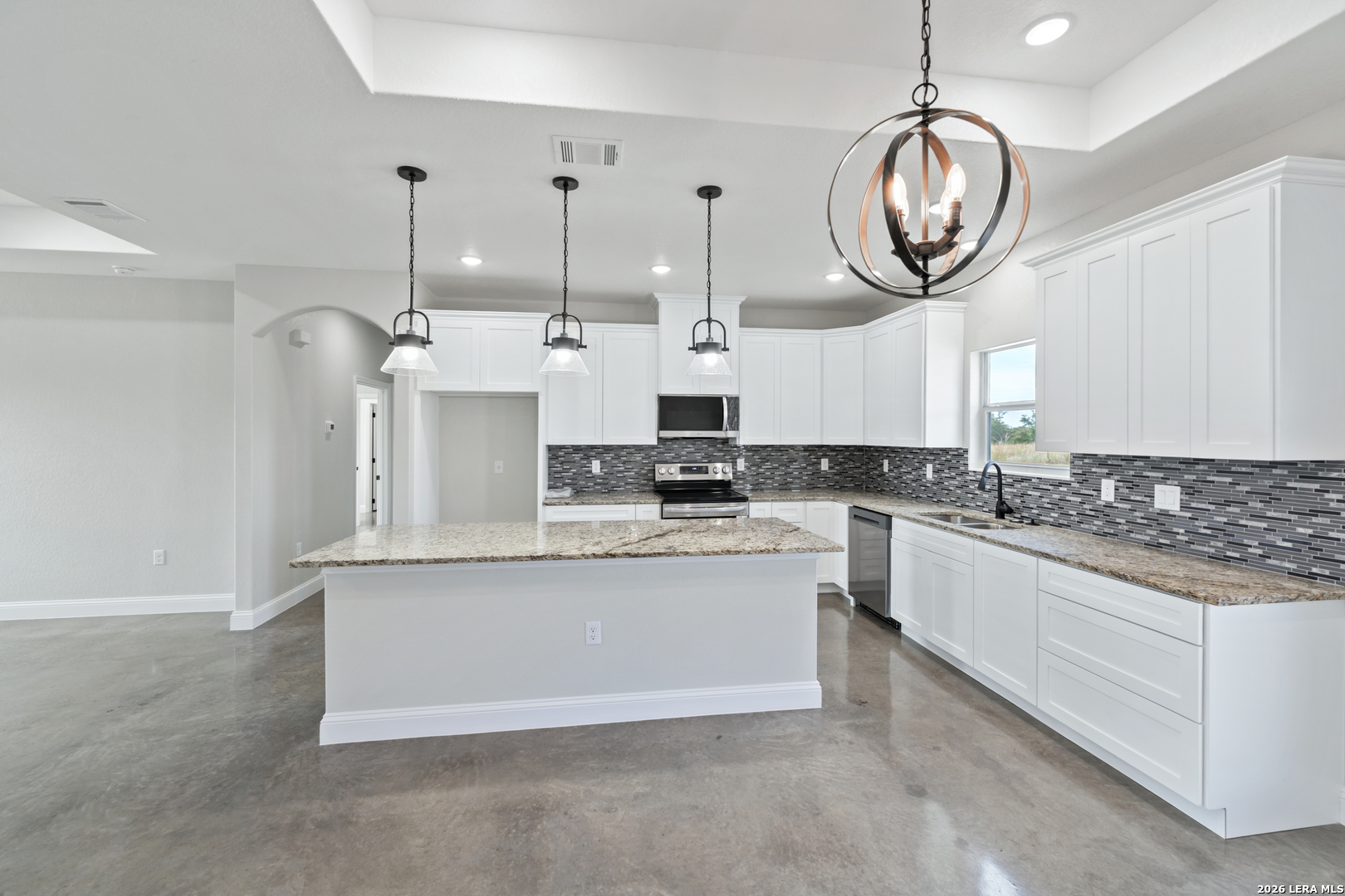 950 McConnell Rd, San Antonio, TX 78069