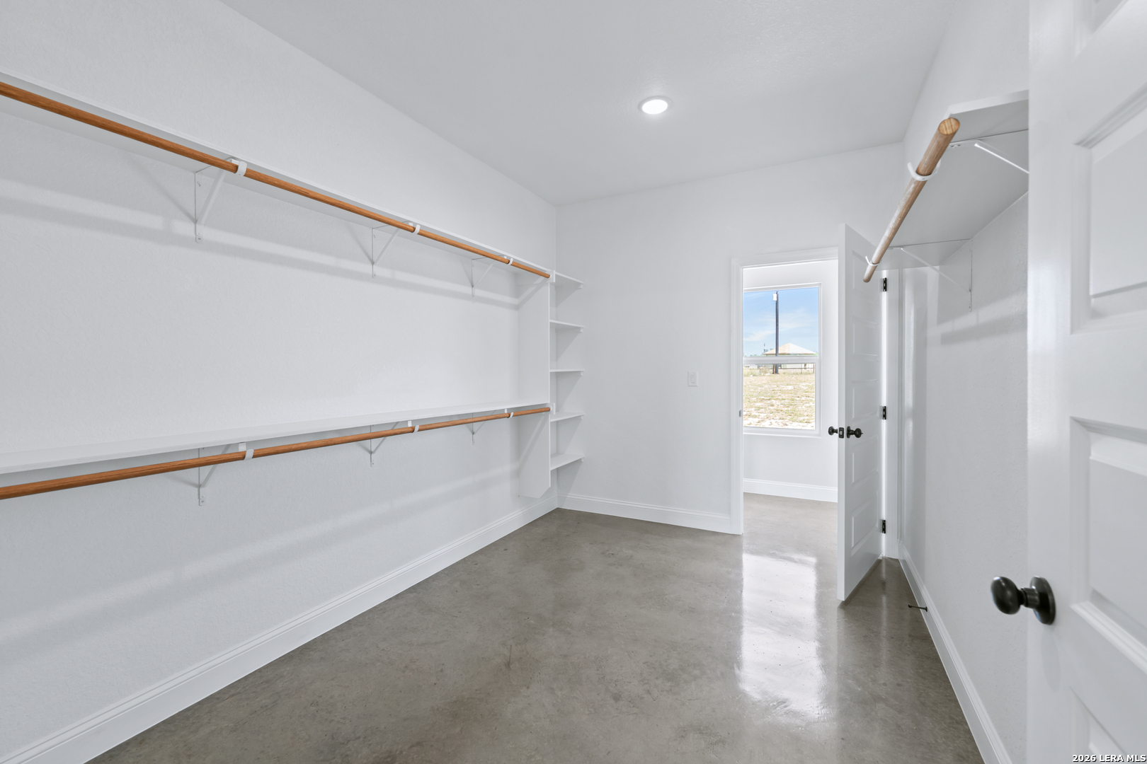 950 McConnell Rd, San Antonio, TX 78069