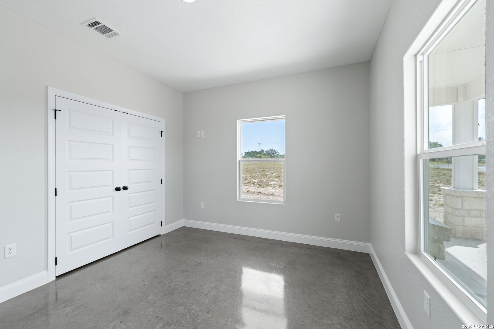 950 McConnell Rd, San Antonio, TX 78069
