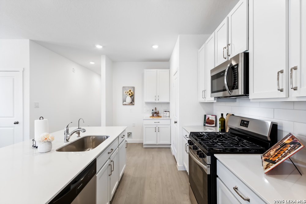 6638 Titan Park, Converse, TX 78109