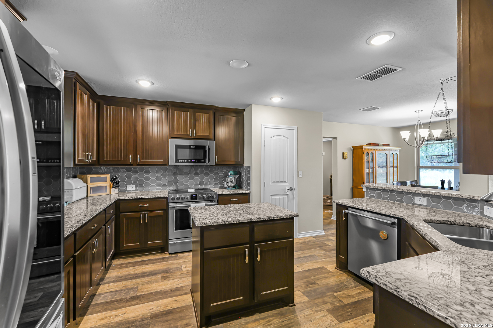 4317 County Road 251, Hondo, TX 78861