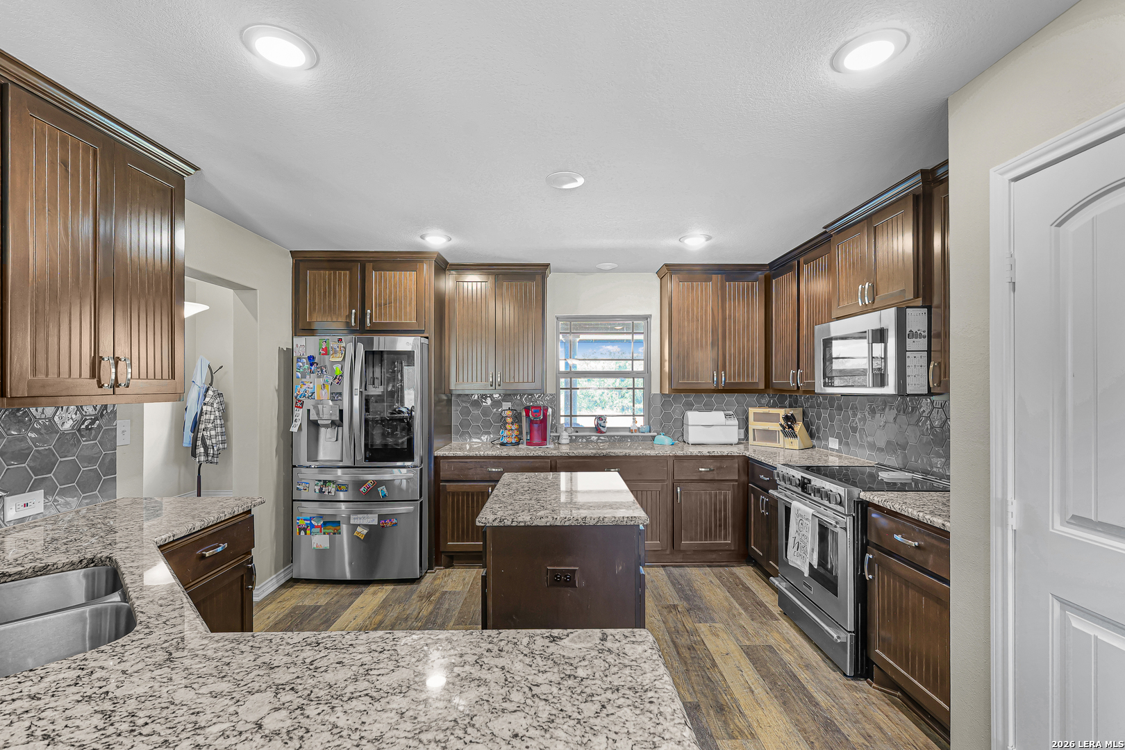 4317 County Road 251, Hondo, TX 78861
