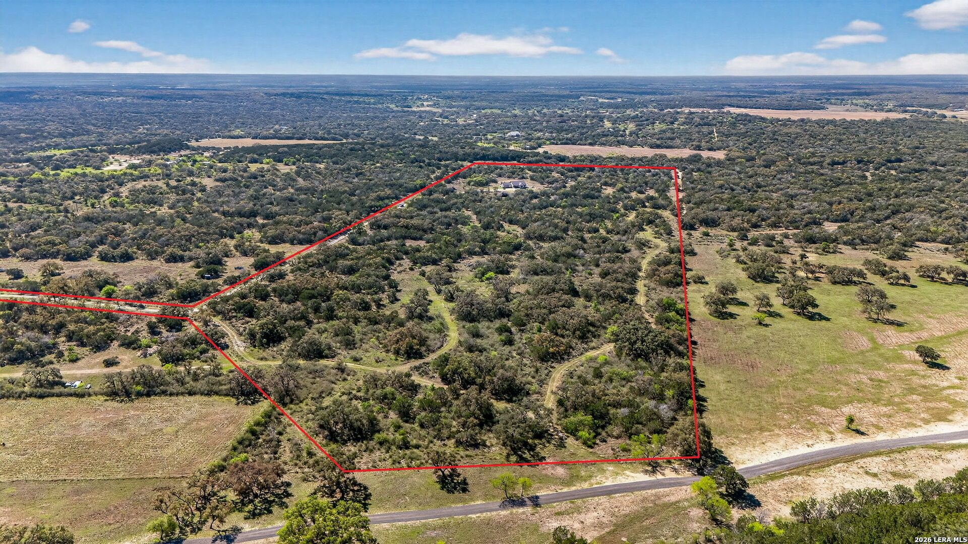 4317 County Road 251, Hondo, TX 78861