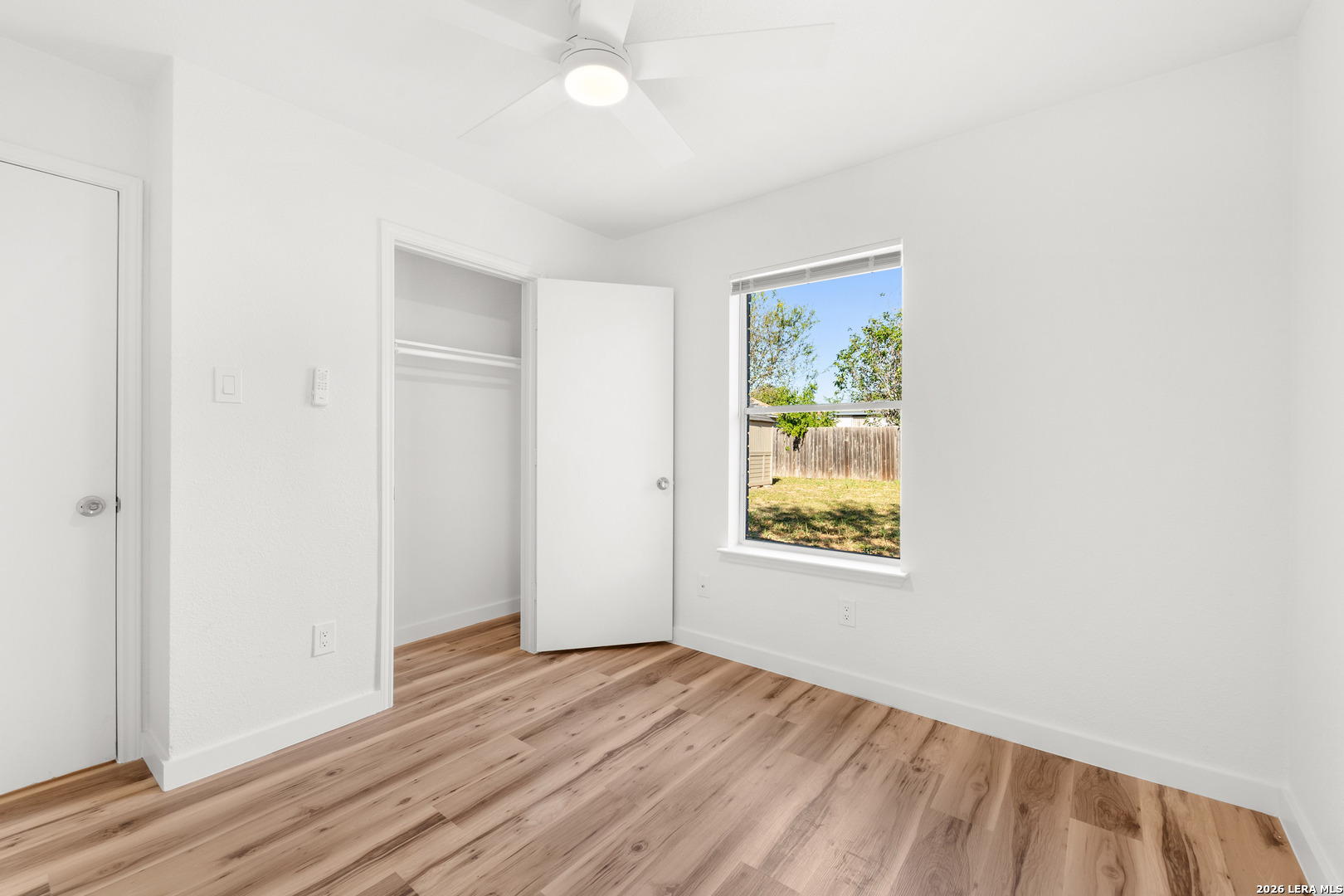 9242 EMERALD PORT DR, San Antonio, TX 78242