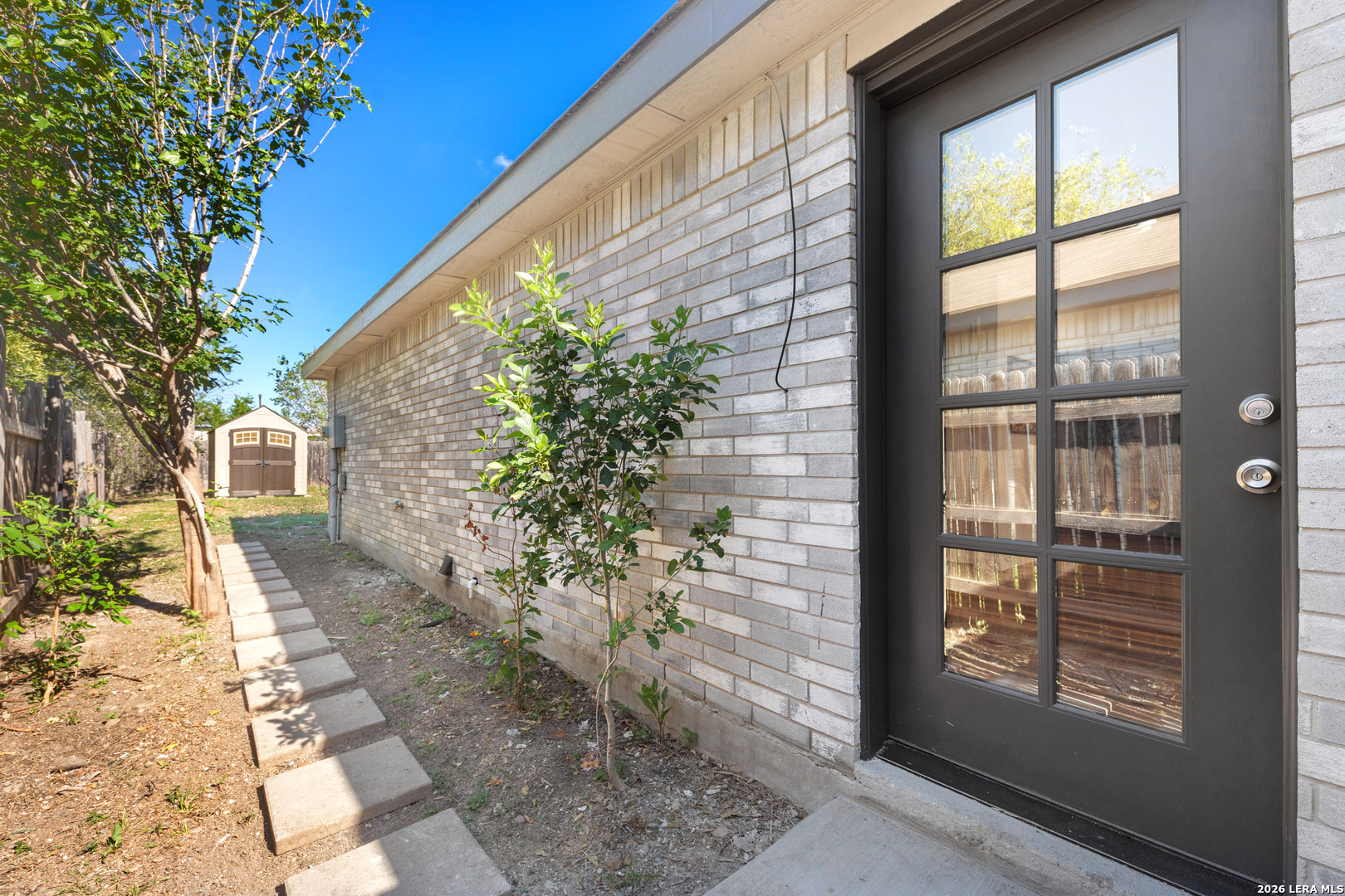 9242 EMERALD PORT DR, San Antonio, TX 78242