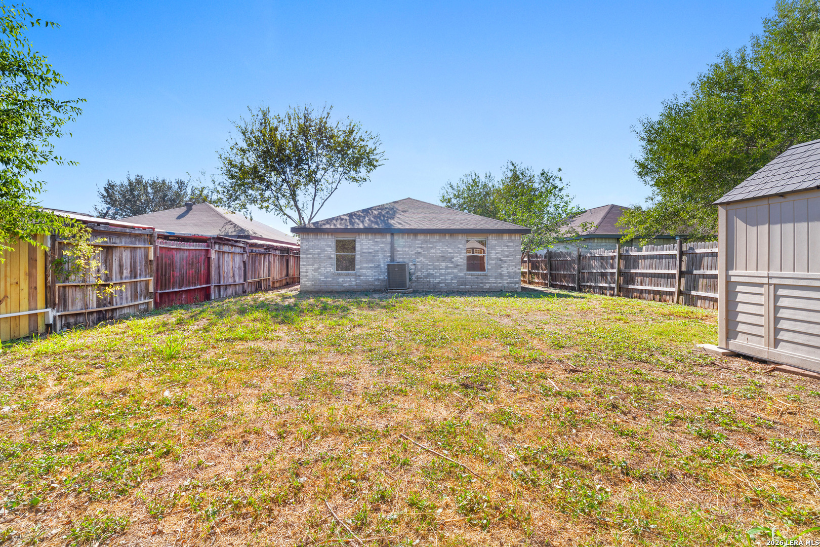 9242 EMERALD PORT DR, San Antonio, TX 78242