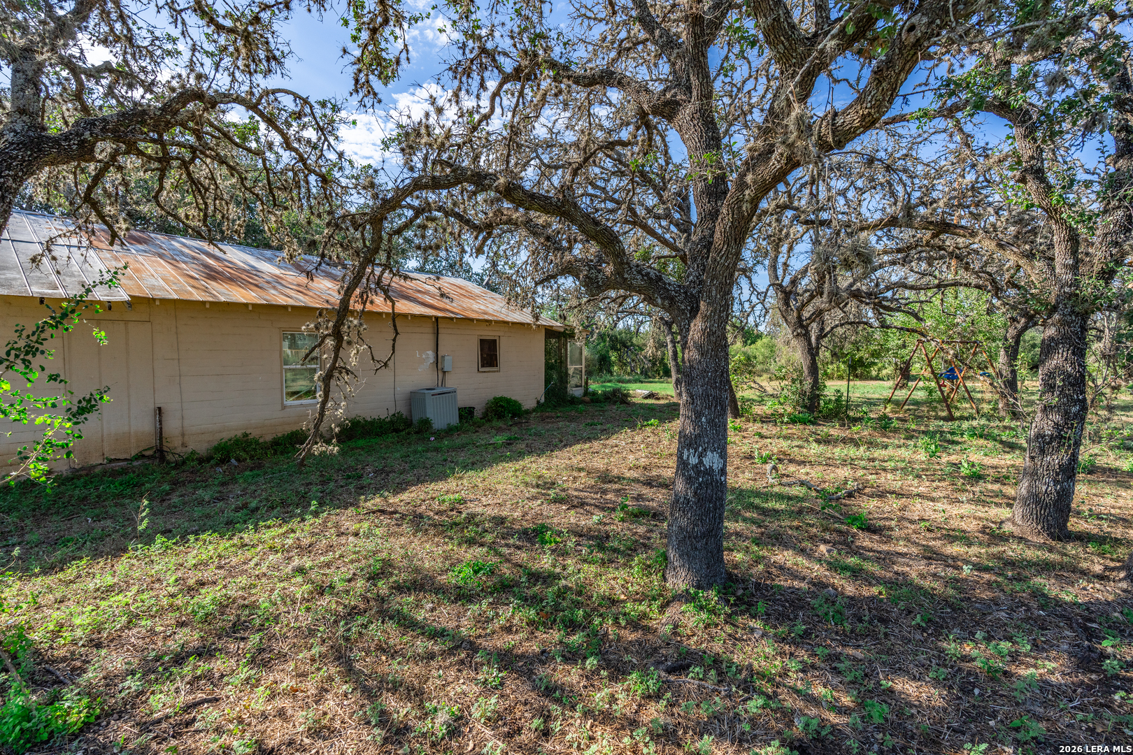 8331 County Road 311, Utopia, TX 78884