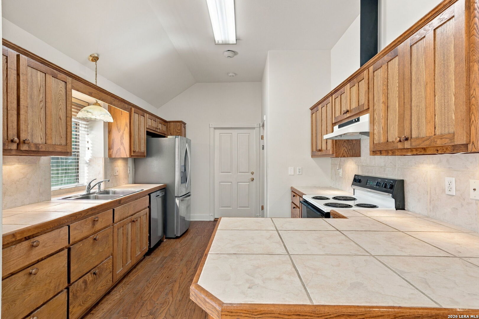505 SUNSET ST, Fredericksburg, TX 78624