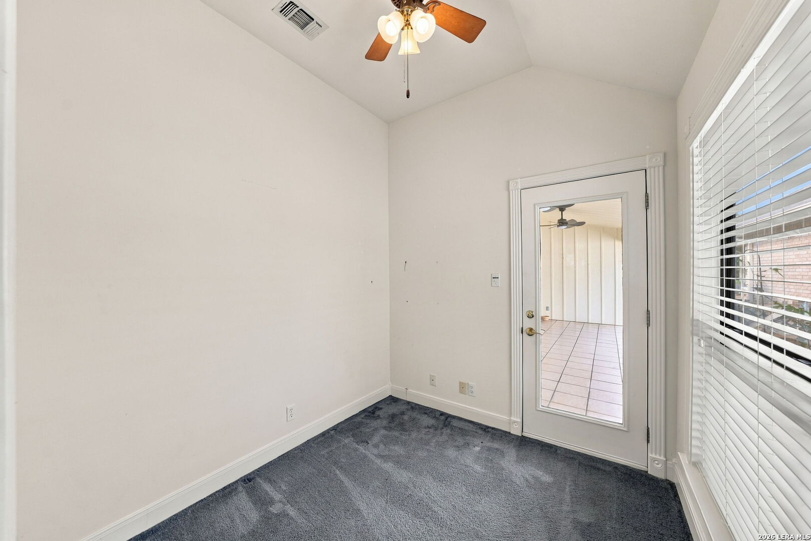 505 SUNSET ST, Fredericksburg, TX 78624