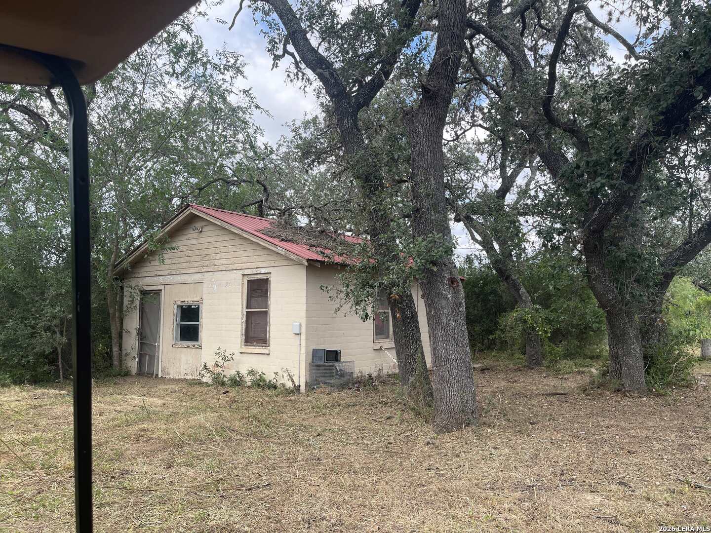 8331 County Road 311, Utopia, TX 78884