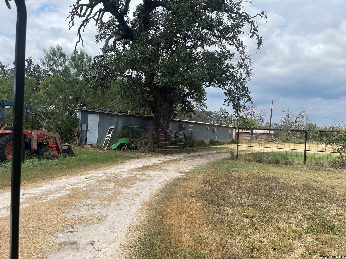 8331 County Road 311, Utopia, TX 78884