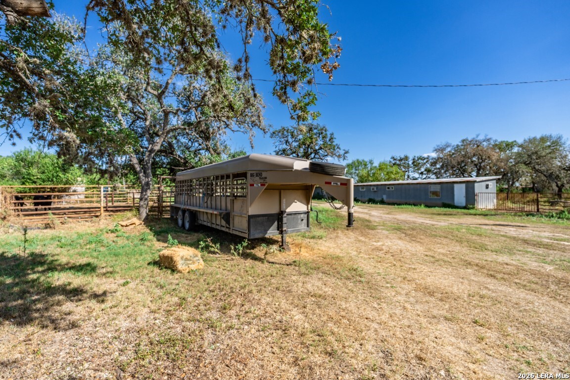 8331 County Road 311, Utopia, TX 78884