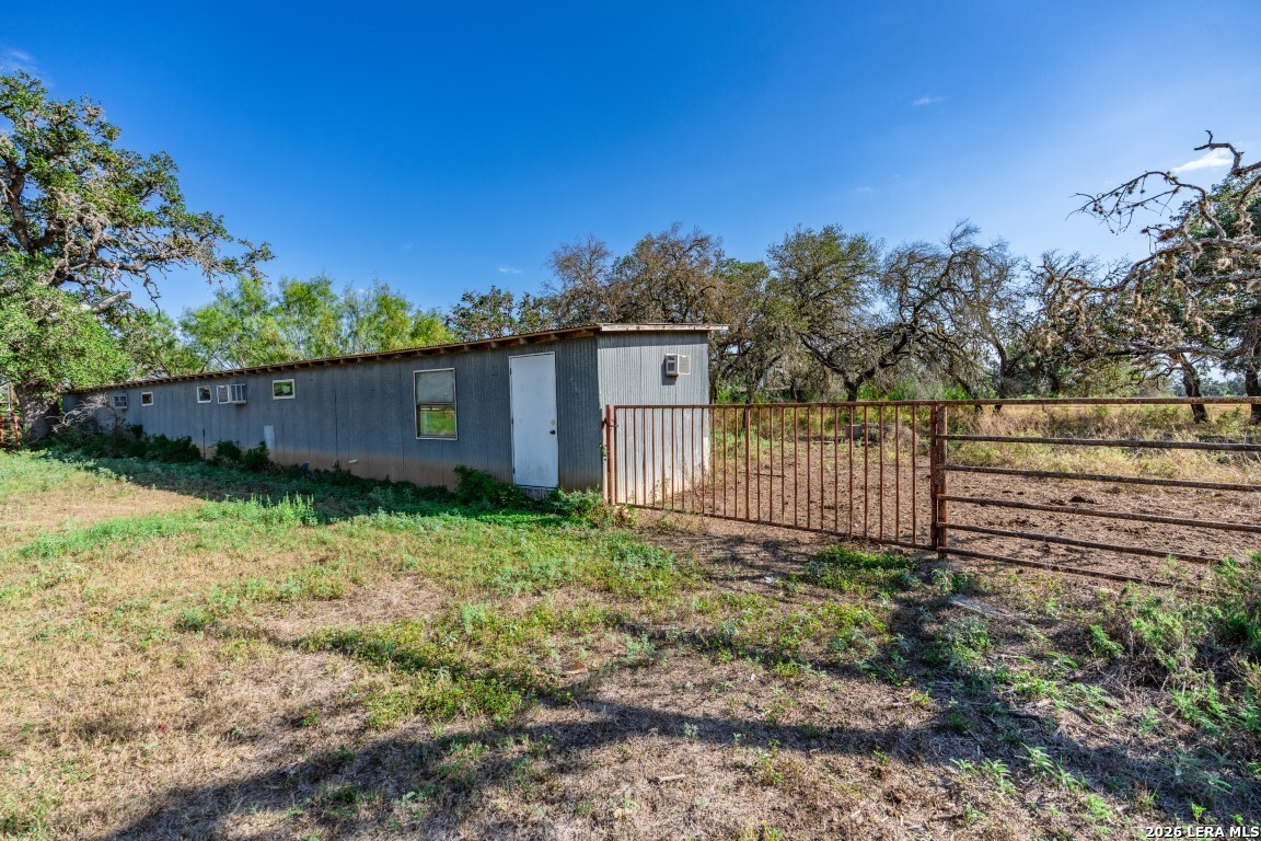 8331 County Road 311, Utopia, TX 78884