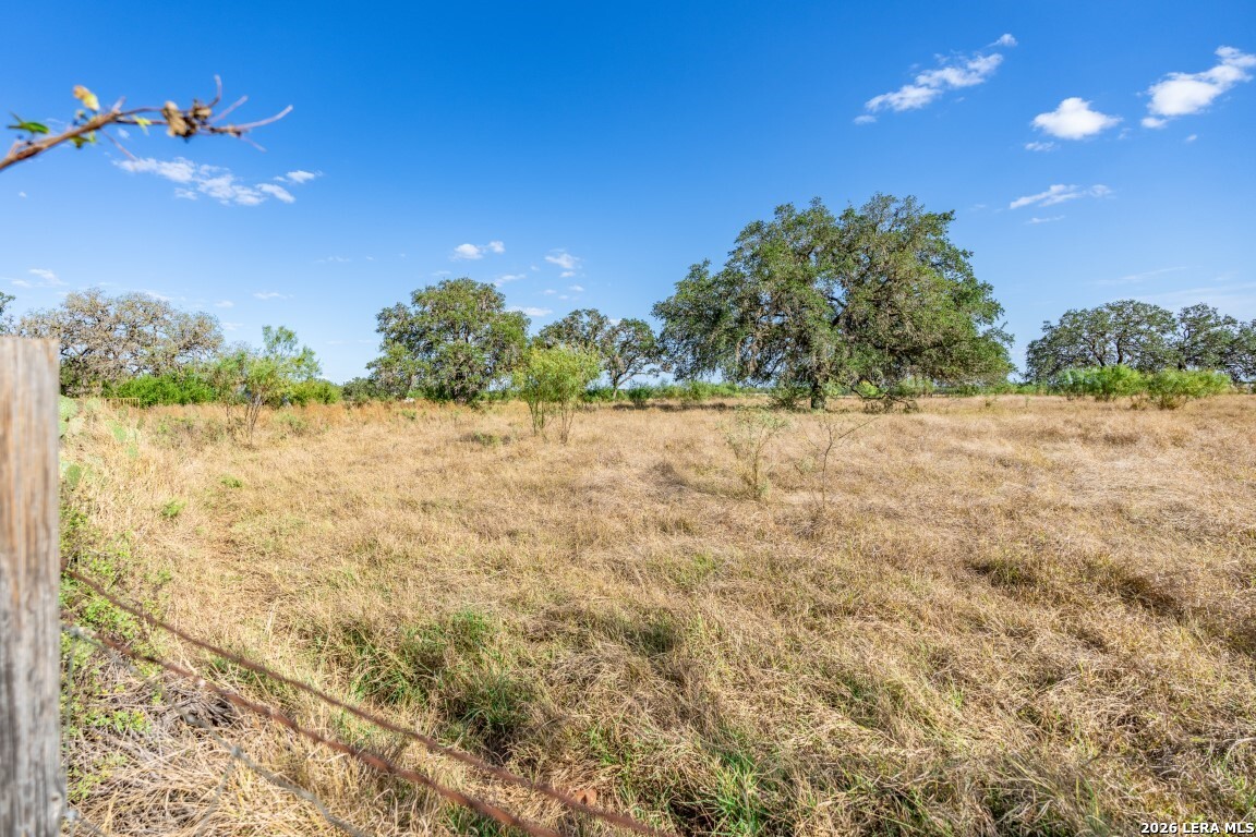 8331 County Road 311, Utopia, TX 78884
