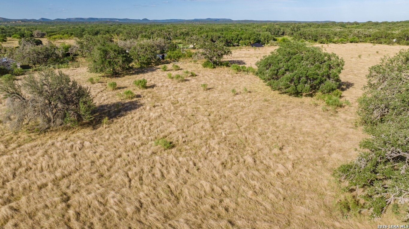 8331 County Road 311, Utopia, TX 78884