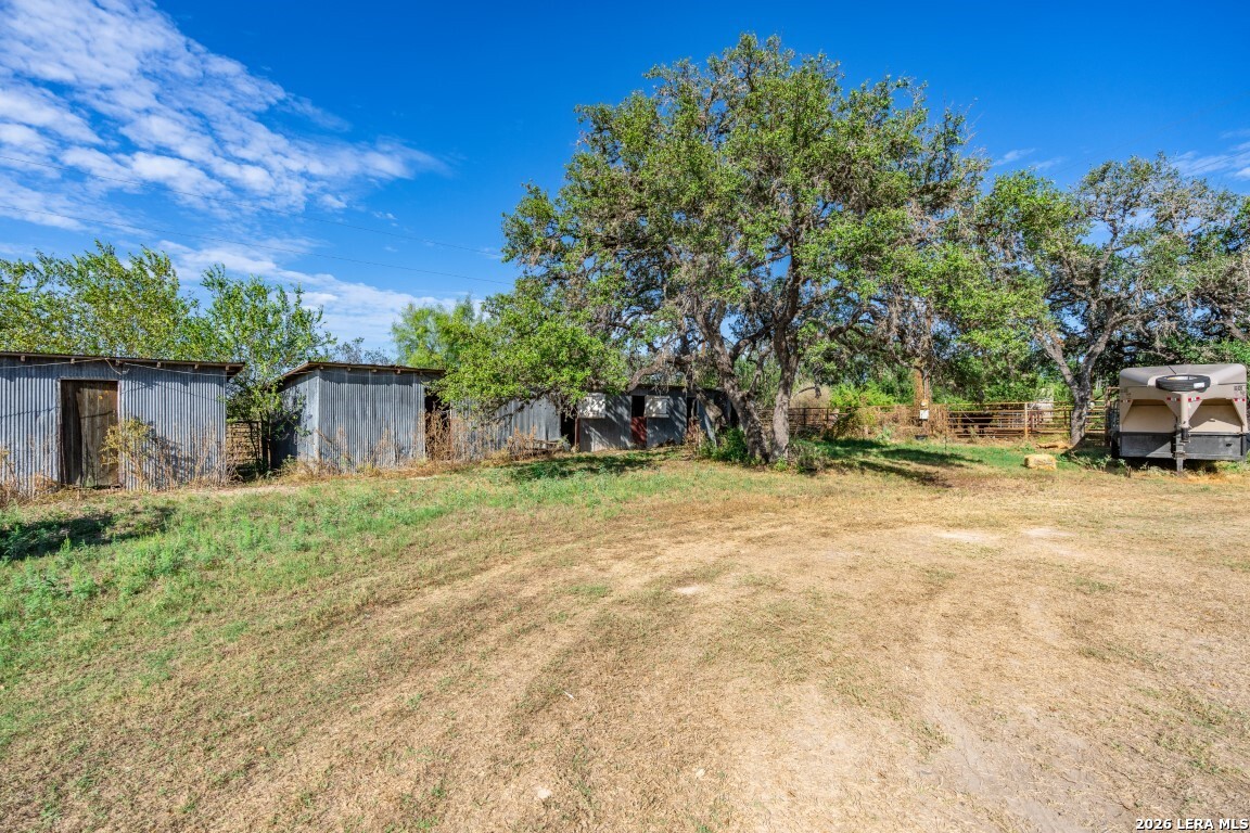 8331 County Road 311, Utopia, TX 78884
