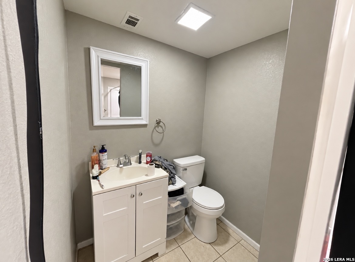121 PATRICIA ST, Junction, TX 76849