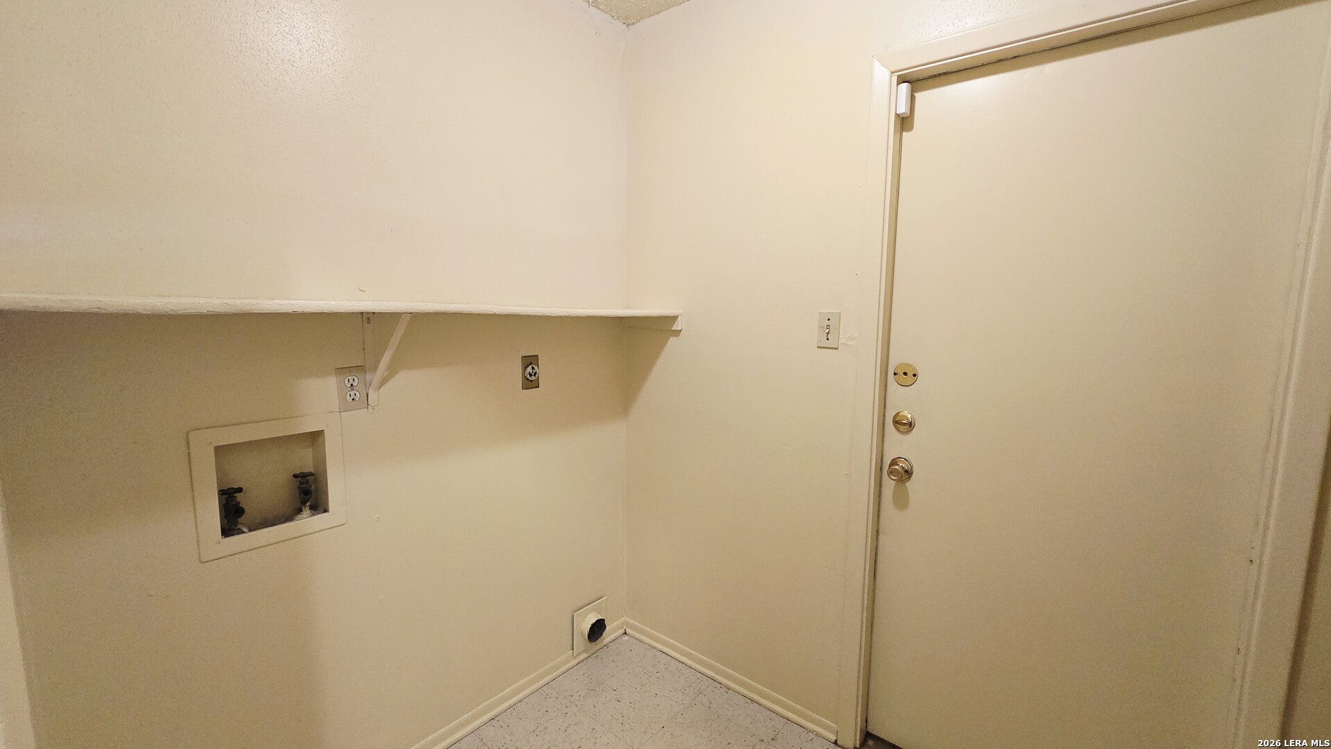 2822 Johnson Grass, San Antonio, TX 78251