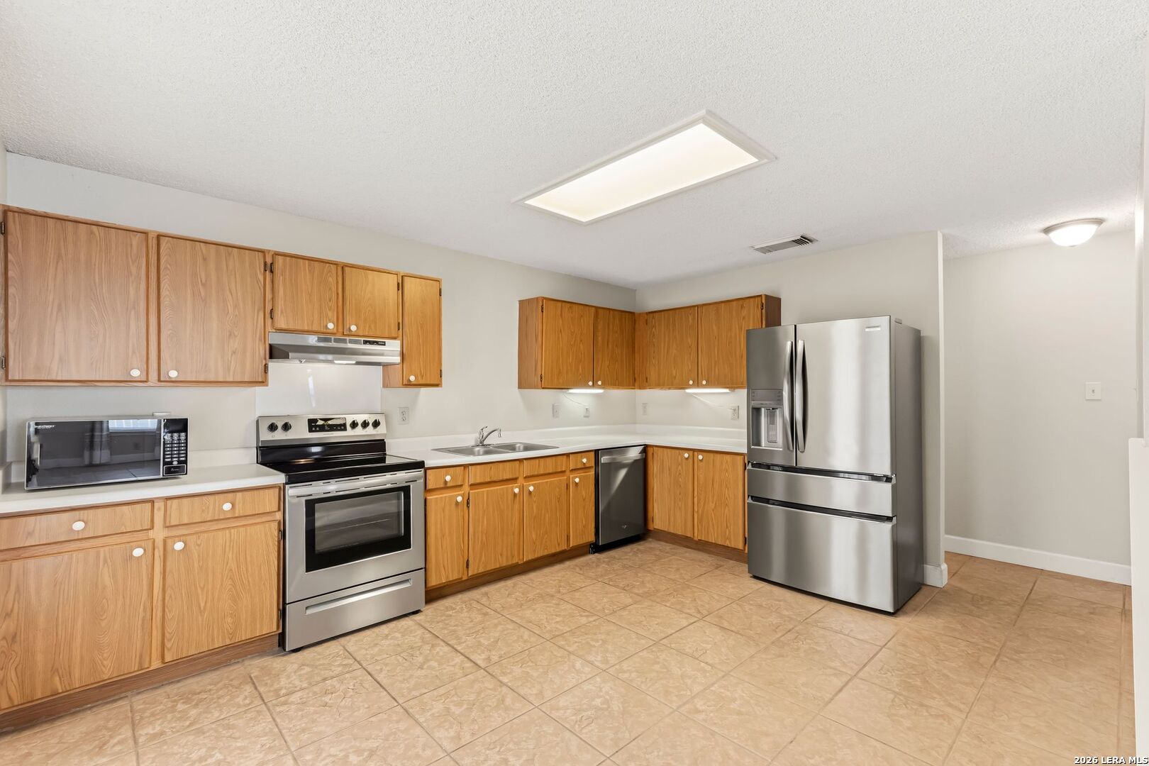 2326 Fox Meadow Drive, San Antonio, TX 78251