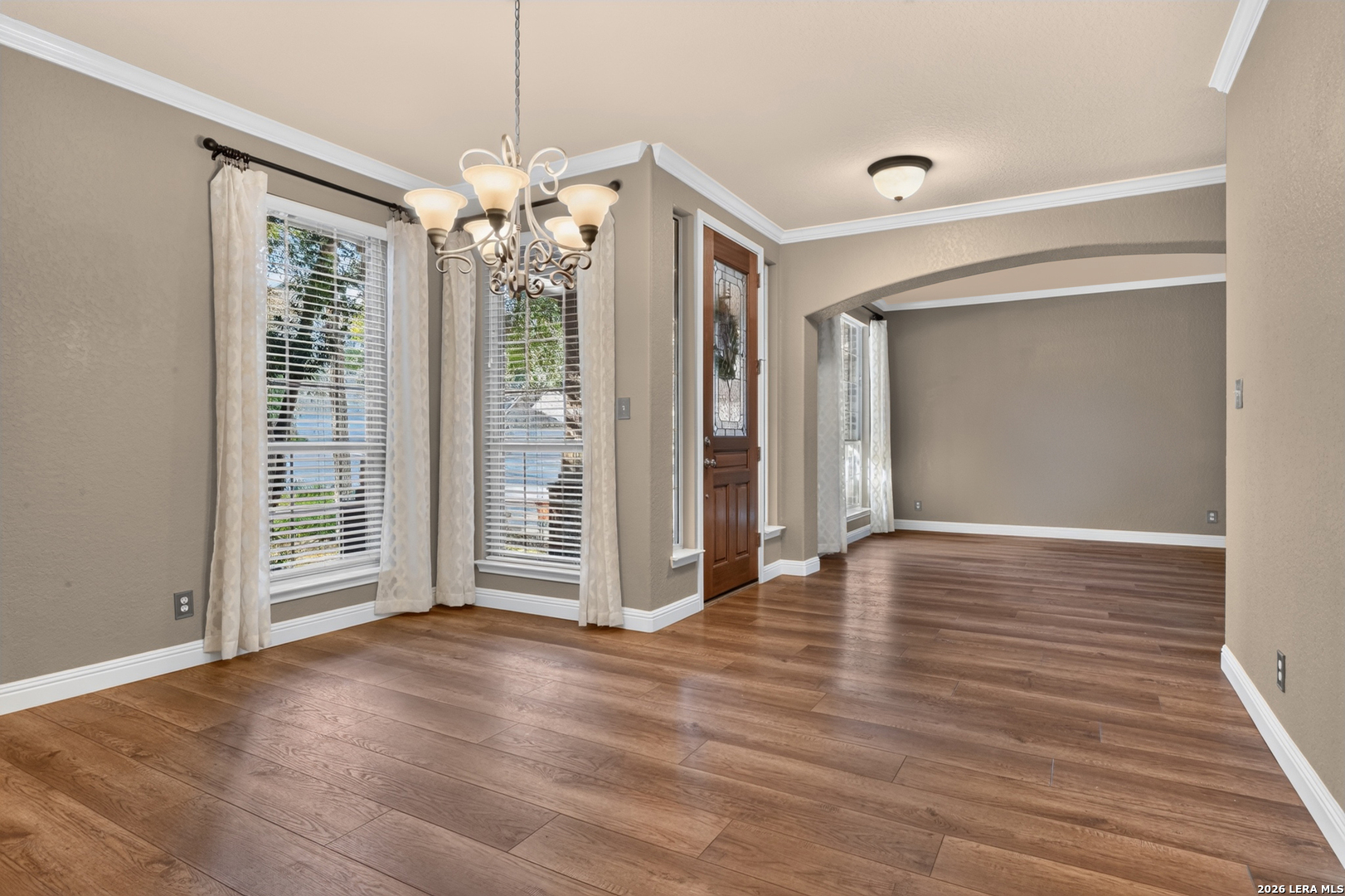 1110 CHARLISAS WAY, San Antonio, TX 78216